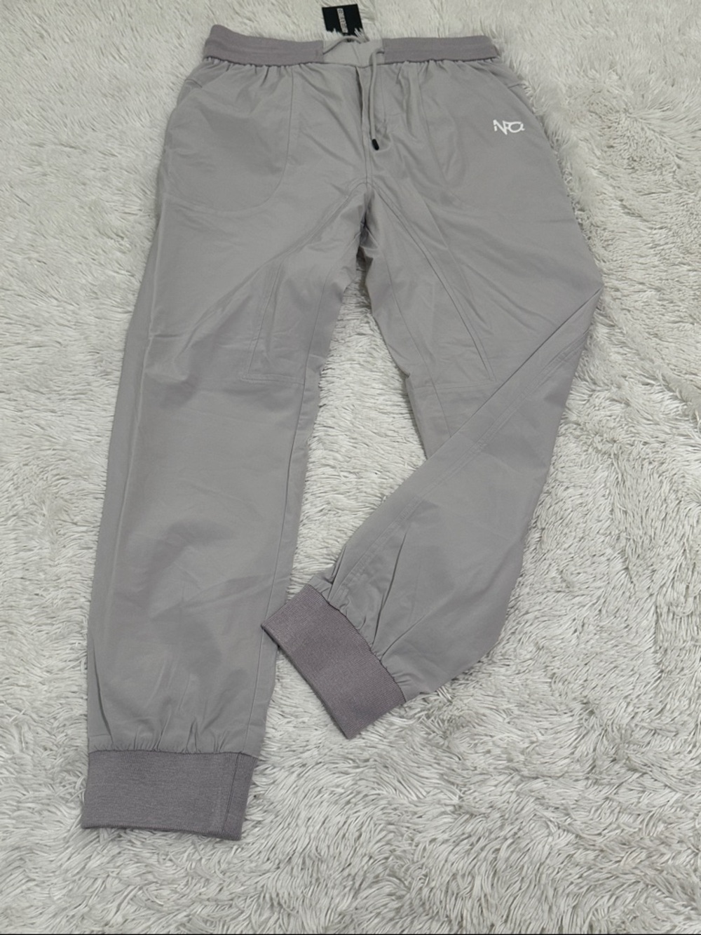 🕯️NWT NFQ Nylon Jogger